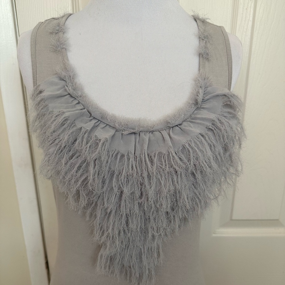 The LIMITED Women's Gray Rayon Stretchable Raffle Decorated Tank Top S Excellent